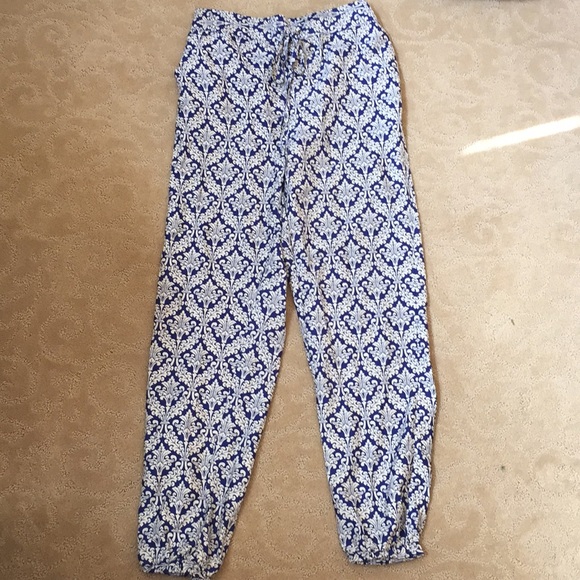 Patterned pants with elastic band - Picture 1 of 3